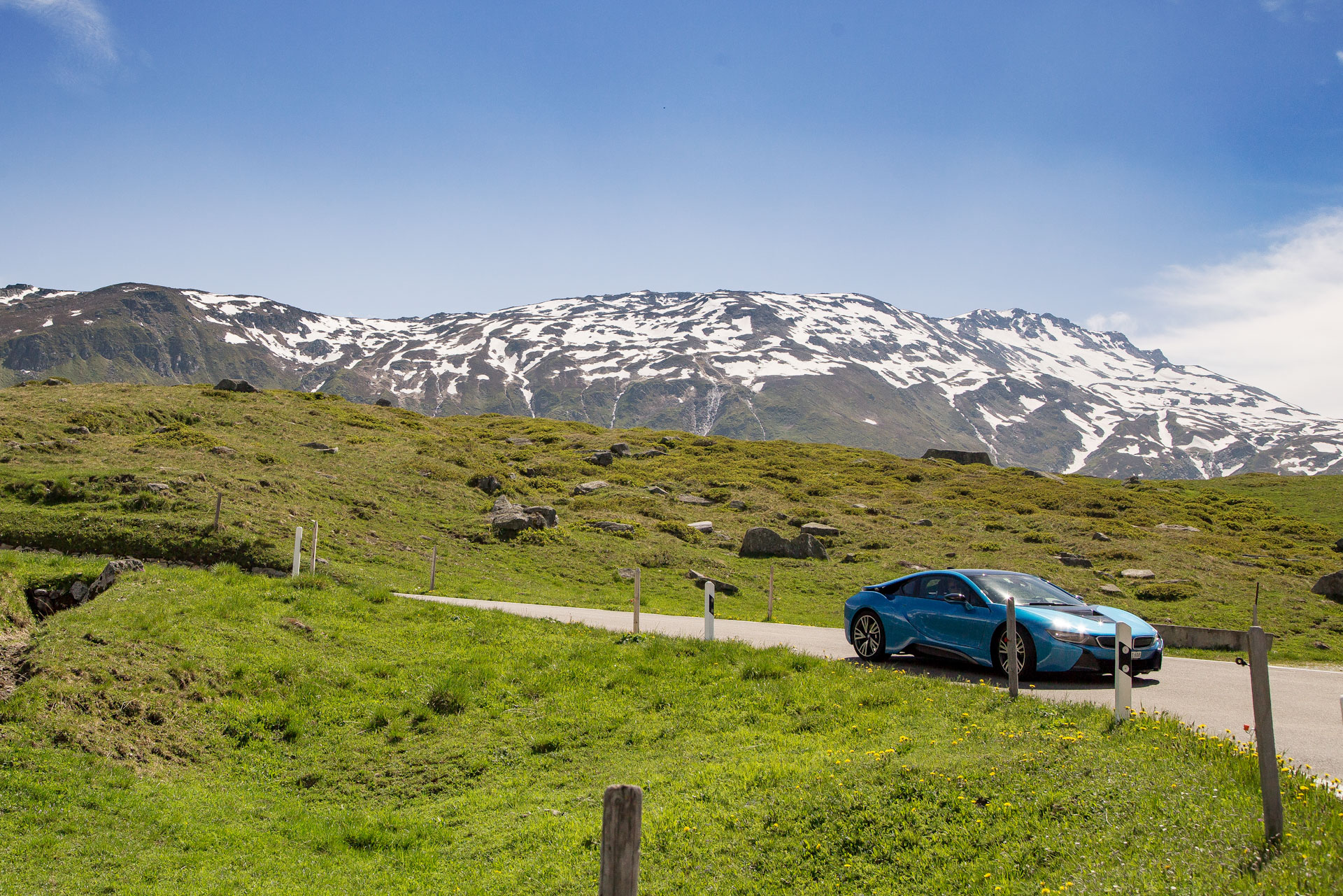 007 Furka Pass i8