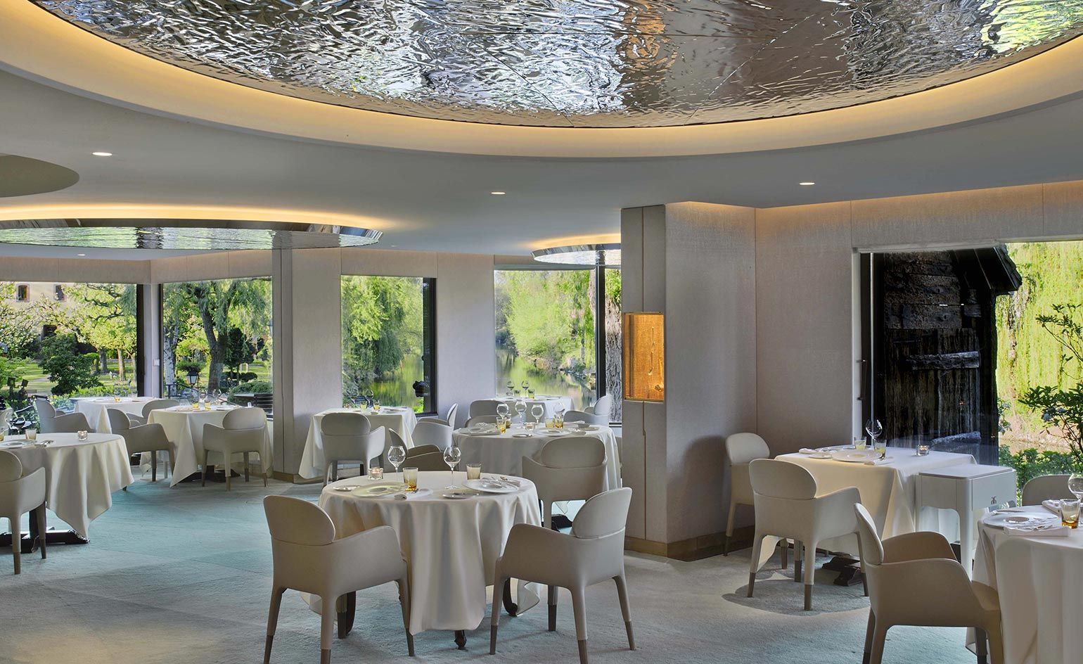 Supercar Honeymoon - 2 stars dining 