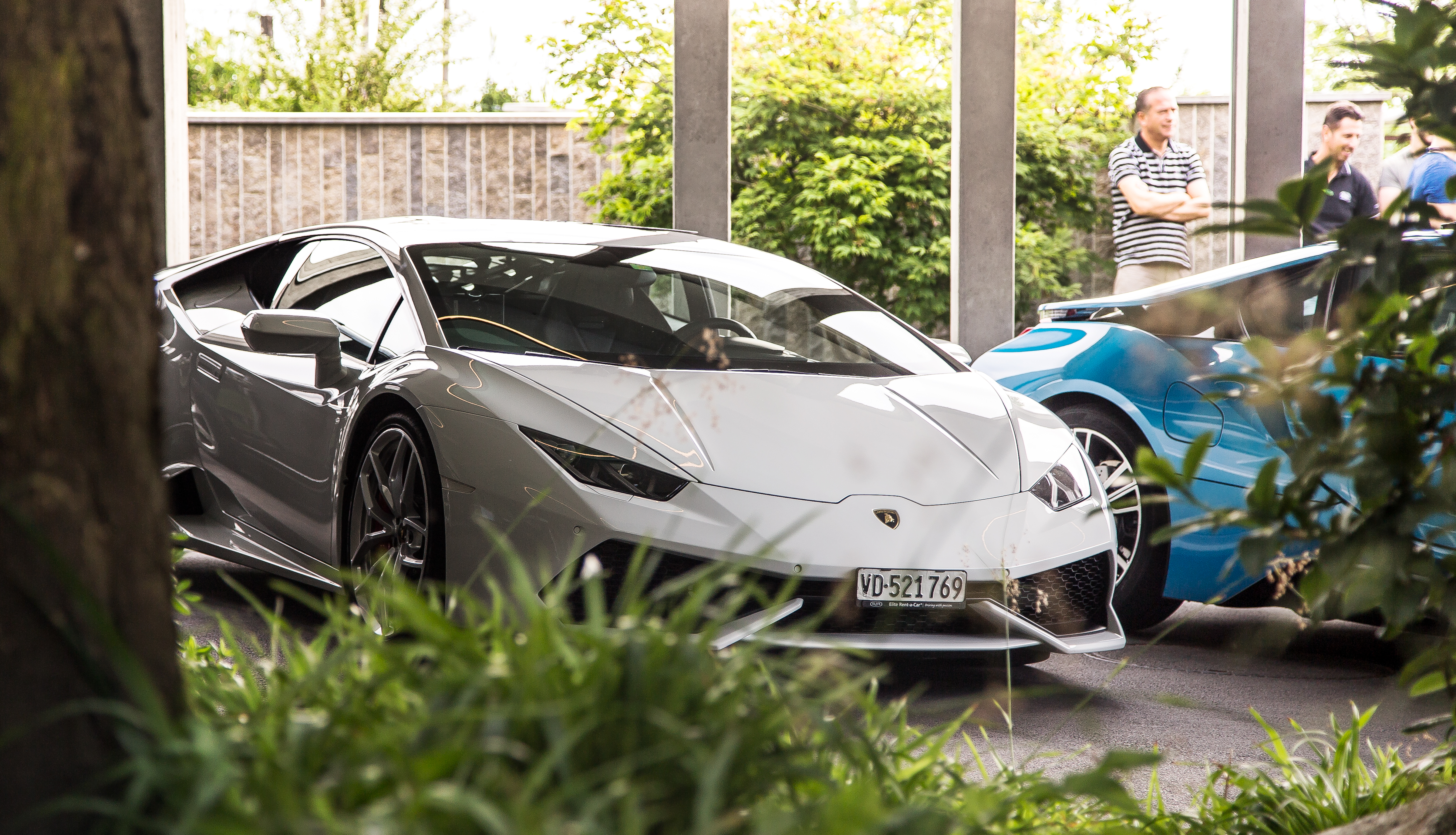 Supercar Experience Alps - car handovers at hotel 