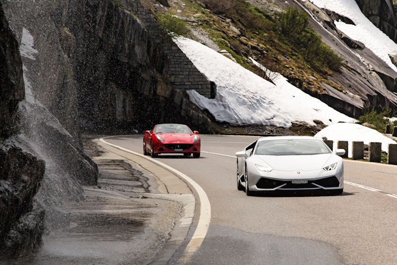 Grimsel Pass - Ferrari California T