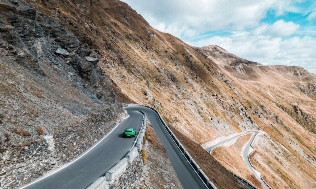 porsche-furka-drive-rental-ultimate-drives