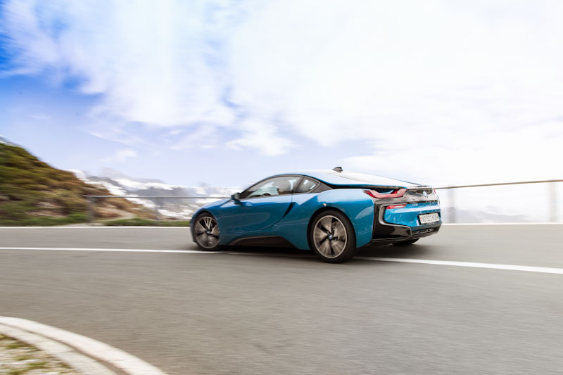 Furka Pass - BMW i8 in action