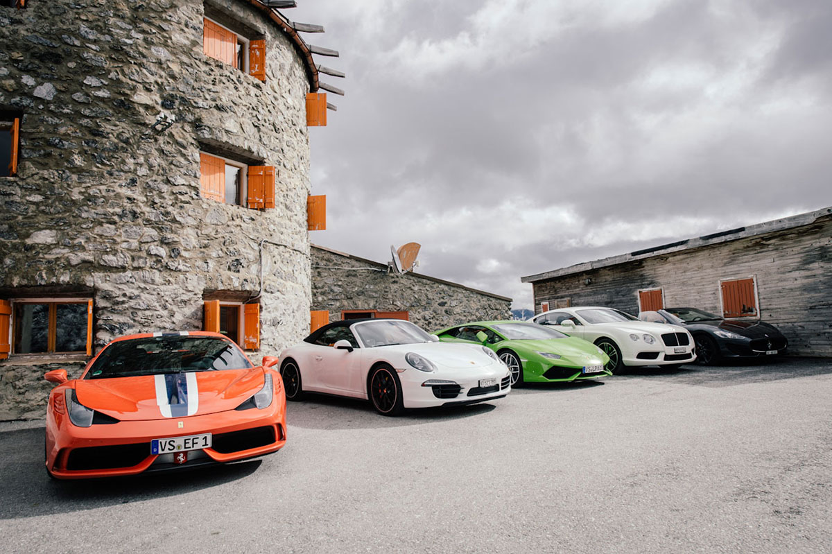 Stelvio Pass Car Test Line up